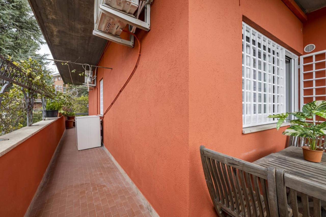 Luminoso Appartamento Con Terrazzo A La Storta Roma Exterior foto